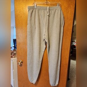 Fruit of the Loom. Unisex sweatpants.